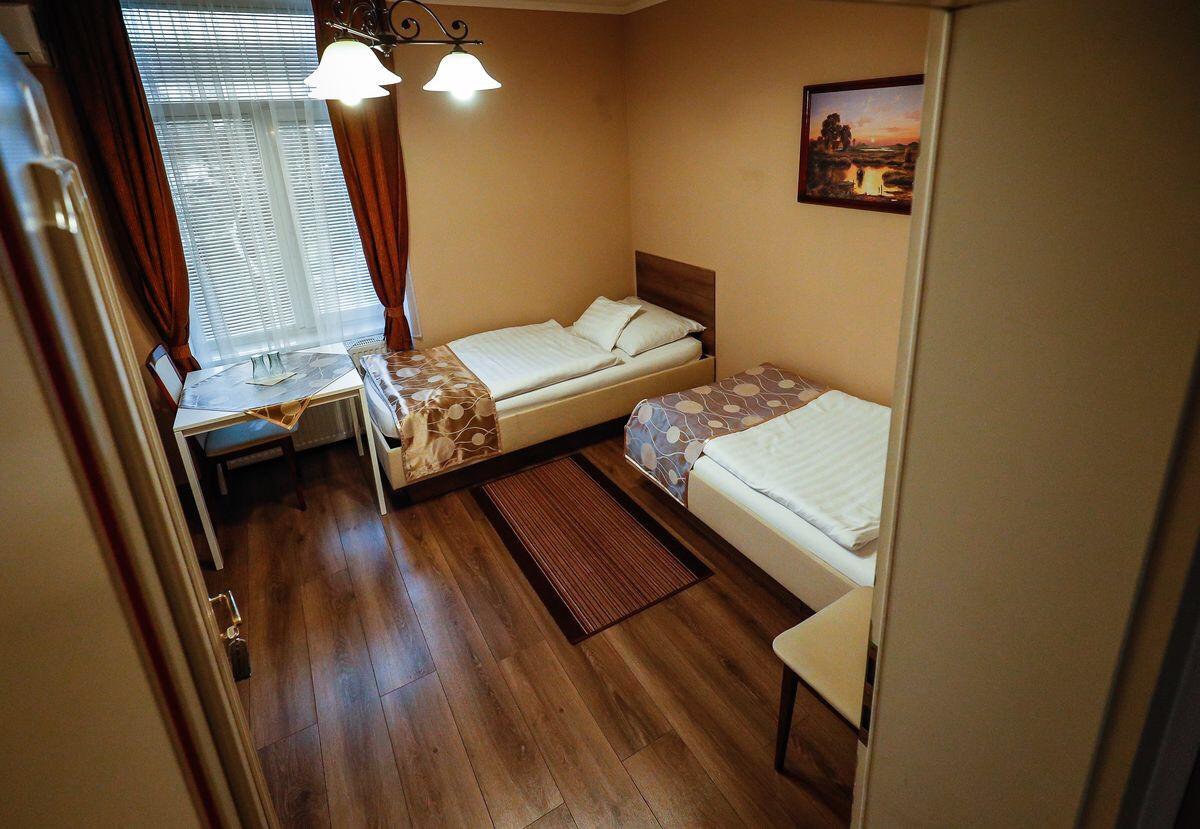 Gozmalom Etterem Es Panzio Bed & Breakfast Kormend Exterior photo